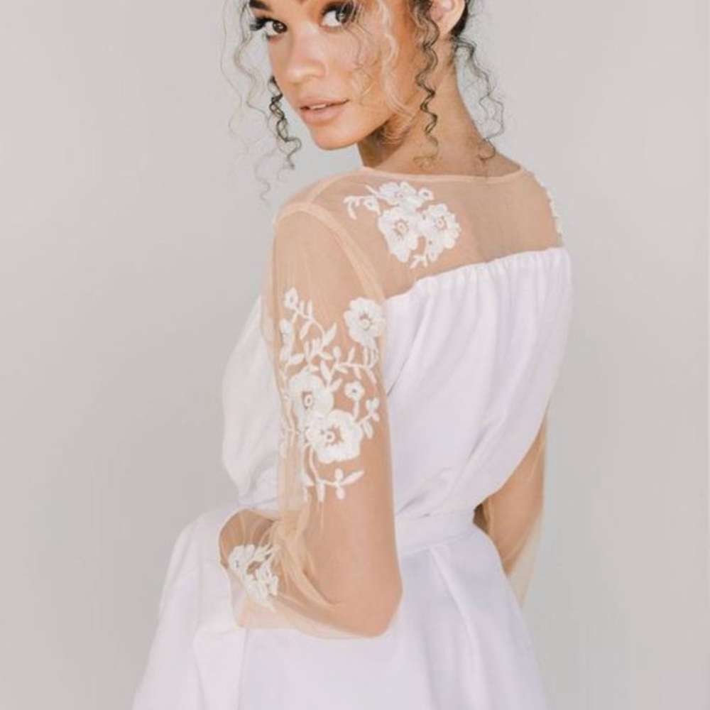 Brides robe Brand Robedwithlove